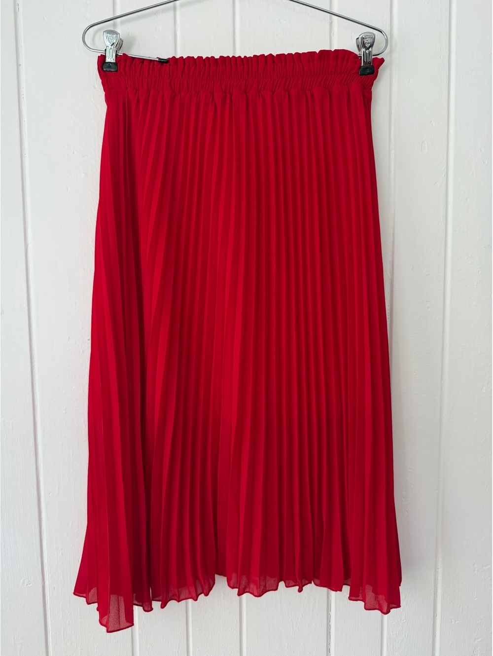 Red Pleated Midi Skirt with Elastic Waistband, Size Medium, 100% Polyester